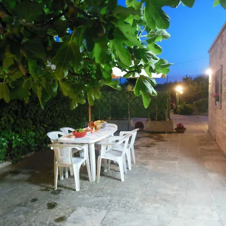Fior Di Trullo * Martina Franca